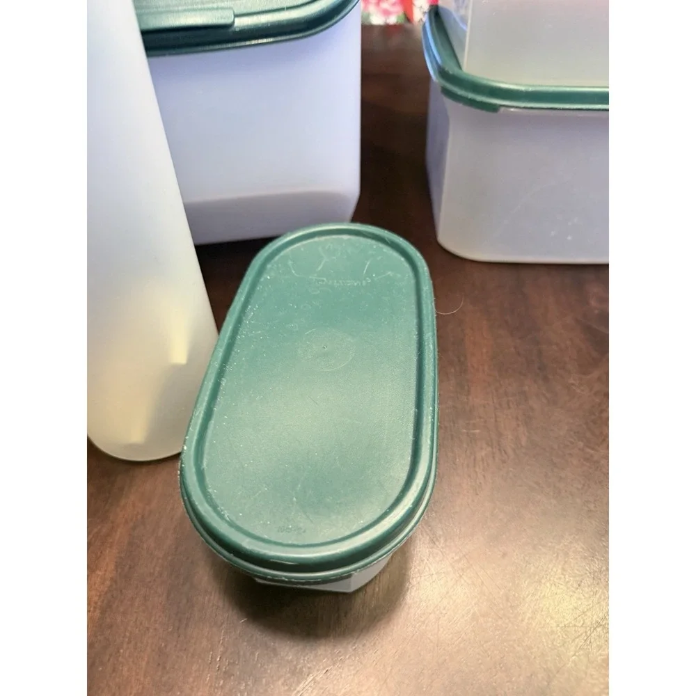 Tupperware Modular Mates Set Of Nine With Lids Green